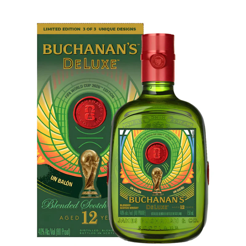 Buchanan's DeLuxe bottle and packaging on a white background